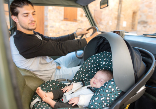 6 consejos imprescindibles para viajar en coche con tu bebé