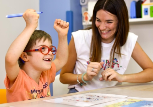 Fun*das bcn colabora con la Fundación Cromo Suma con una donación de más de 17.000€ en producto : Juntos sumamos.