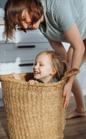 Cómo organizar los productos del bebé con el método KonMari