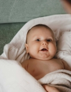 Cómo hacer que mi bebé duerma en su cuna: consejos para conseguirlo 