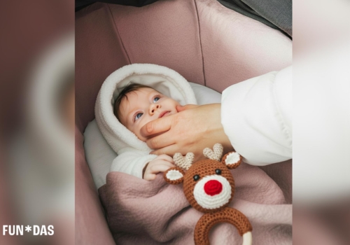 ¿Cómo vestir a tu bebé en invierno para paseos al aire libre?