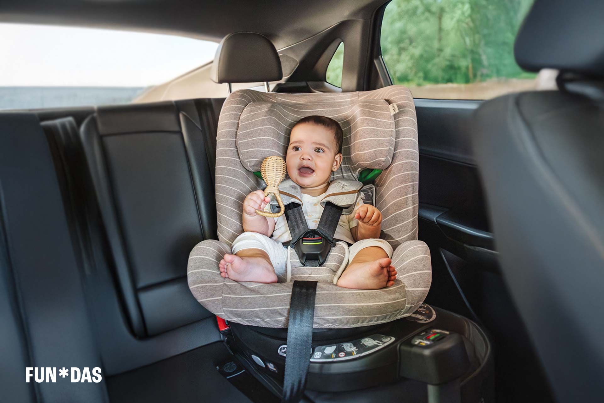 ¿Cuándo hay que retirar el reductor de la silla de coche?