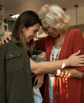 La importancia de la figura de los abuelos en los bebés