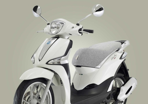 ¿Tienes una liberty 125 abs? Encuentra las mejores fundas para el sillín