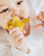 Cómo colocar y quitar la funda para silla de coche Maxi Cosi