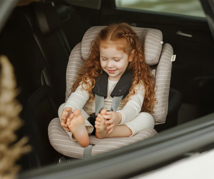 Todo lo que necesitas llevar en el coche si viajas con tu bebé este otoño