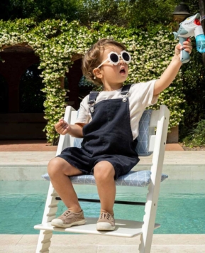 ¿Cómo refrescar a tu bebé en verano? Consejos para que no pase calor