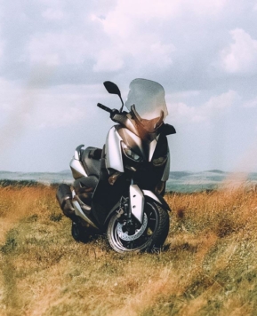 La mejor funda de asiento para la Yamaha XMAX 125: Guía completa